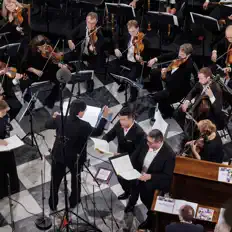 Ascolta Collegium 1704, guarda video musicali, leggi la biografia, vedi le date del tour & altro!