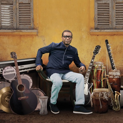 Ascolta Youssou N'Dour, guarda video musicali, leggi la biografia, vedi le date del tour & altro!