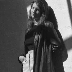 Listen to Alma Elste, watch music videos, read bio, see tour dates & more!