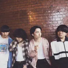 收听 Midnight 90’s、观看音乐视频、阅读小传、查看巡演日期等 ！