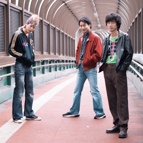 フー・ドゥ・ユー・ラブ - Apple Music