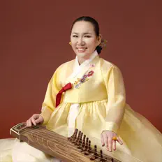 Dengarkan Jung Ye Jin, tonton video musik, baca bio, lihat tanggal tur & lainnya!