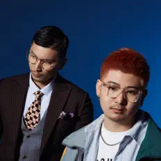 Listen to 麋麋乐团, watch music videos, read bio, see tour dates & more!