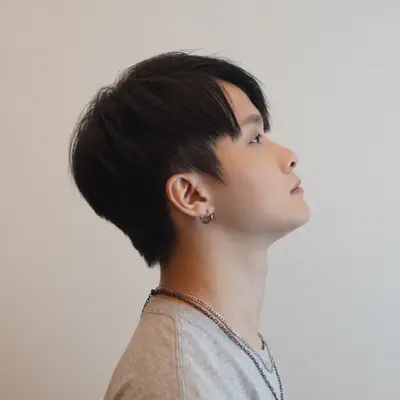 Listen to GR Yang, watch music videos, read bio, see tour dates & more!