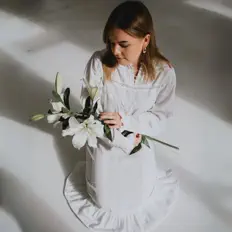 Escucha a Julia Przybylska, mira videos musicales, lee su biografía, consulta las fechas de las gira y más.