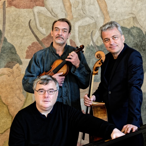 Trio Wanderer's avatar
