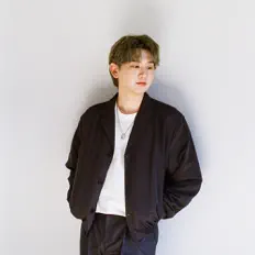 Ouve 동렬, vê vídeos de música, lê a biografia, vê as datas da digressão e muito mais!