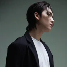 Boss Chaikamonを聴いたり、ミュージックビデオを鑑賞したり、経歴やツアー日程などを確認したりしましょう！