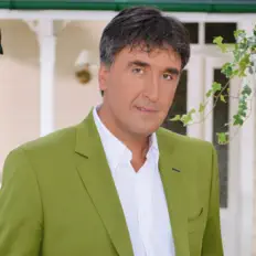 Ascolta Veselin Marinov, guarda video musicali, leggi la biografia, vedi le date del tour & altro!