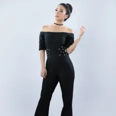 Ouve โบว์ สาวิตรี, vê vídeos de música, lê a biografia, vê as datas da digressão e muito mais!