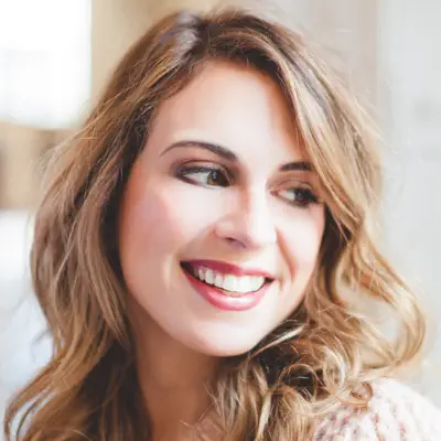 Listen to Émilie Janvier, watch music videos, read bio, see tour dates & more!