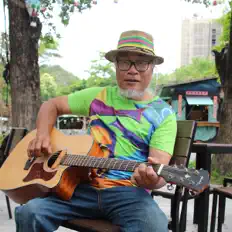 Ouve Long-Ger, vê vídeos de música, lê a biografia, vê as datas da digressão e muito mais!