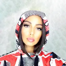 Écoutez Ines, regardez des vidéoclips, lisez la biographie, consultez les dates de tournée et plus encore !