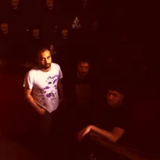 Listen to Hayvanlar Alemi, watch music videos, read bio, see tour dates & more!
