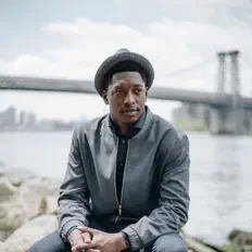 Hör dir PD Singh an, schau dir Musikvideos an, lies die Biografie, finde Tourdaten und mehr!