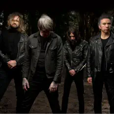 Hör dir Atriarch an, schau dir Musikvideos an, lies die Biografie, finde Tourdaten und mehr!