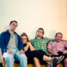 Posłuchaj wykonawcy Badluxe, obejrzyj teledyski, przeczytaj biografię, zobacz daty tras koncertowych i nie tylko!