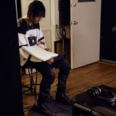 Hör dir ZacZeta an, schau dir Musikvideos an, lies die Biografie, finde Tourdaten und mehr!