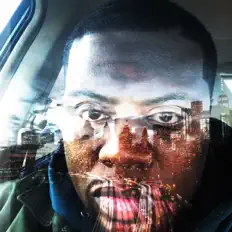 Briefcasedartを聴いたり、ミュージックビデオを鑑賞したり、経歴やツアー日程などを確認したりしましょう！