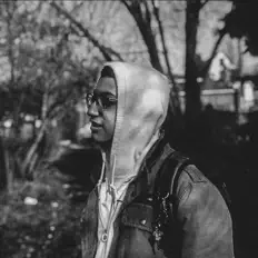 Escucha a Oscar Rose, mira videos musicales, lee su biografía, consulta las fechas de las gira y más.