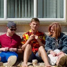 Dengarkan conchúr, tonton video musik, baca bio, lihat tanggal tur & lainnya!