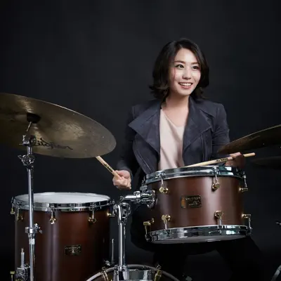 Listen to Bomi Choi, watch music videos, read bio, see tour dates & more!