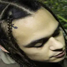 A1fly dinle, müzik videolarını izle, biyografisini oku, tur tarihlerini ve daha fazlasını gör!