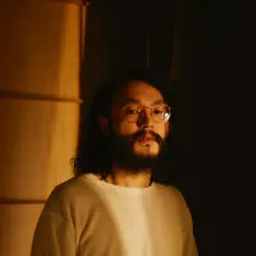 收听 Glen Wee、观看音乐视频、阅读小传、查看巡演日期等 ！