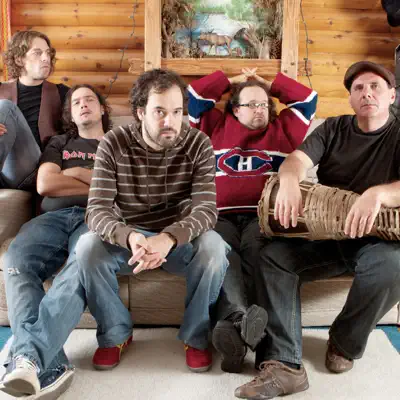 Listen to La Volée d'Castors, watch music videos, read bio, see tour dates & more!