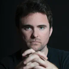 Ouça Diego Errazuriz, assista a videoclipes, leia a biografia, veja as datas das turnês e mais!