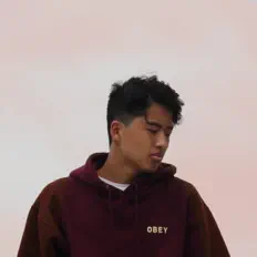 Ascolta Yangtze, guarda video musicali, leggi la biografia, vedi le date del tour & altro!