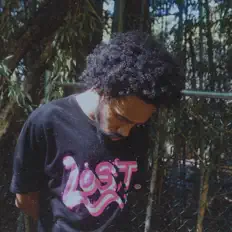 Ascolta Marty & Berlin...!, guarda video musicali, leggi la biografia, vedi le date del tour & altro!