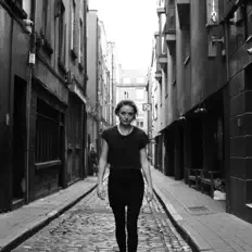 Listen to Lauren Ní Chasaide, watch music videos, read bio, see tour dates & more!