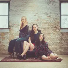 聆聽 Caffeine、觀看音樂影片、閱讀小傳、查看巡演日期等！