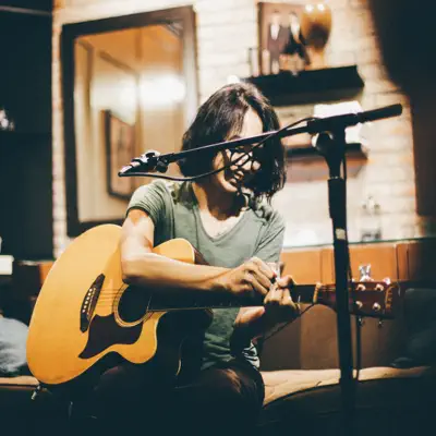 Listen to Yan Abelardo, watch music videos, read bio, see tour dates & more!