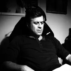 Taylan Ünlü सुनें, म्यूज़िक वीडियो देखें, बायो पढ़ें, दौरे की तारीखें और बहुत कुछ देखें!