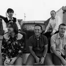 聆聽 Rex Hobart & The Misery Boys、觀看音樂影片、閱讀小傳、查看巡演日期等！