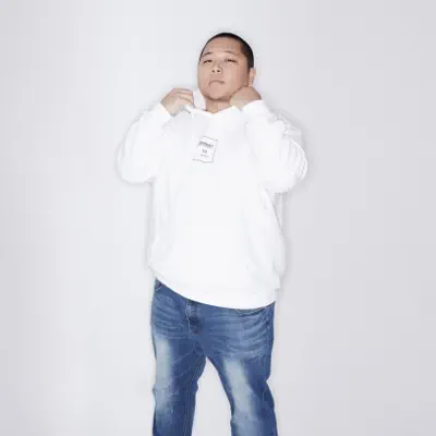 Listen to YASU, watch music videos, read bio, see tour dates & more!