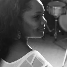 Listen to Nadege Mbadou, watch music videos, read bio, see tour dates & more!