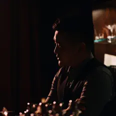 收听 Trezo、观看音乐视频、阅读小传、查看巡演日期等 ！