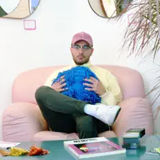 Escucha a Metatones, mira vídeos musicales, lee la biografía, consulta fechas de giras y mucho más.