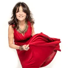 Ascolta Maria Pia de Vito, guarda video musicali, leggi la biografia, vedi le date del tour & altro!