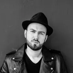 Listen to Старски, watch music videos, read bio, see tour dates & more!