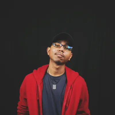 Listen to Aron, watch music videos, read bio, see tour dates & more!