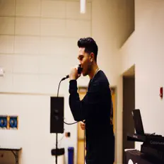 Ouve Helio Nimbus, vê vídeos de música, lê a biografia, vê as datas da digressão e muito mais!