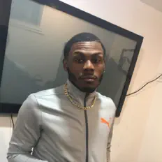 收听 Valid Tone、观看音乐视频、阅读小传、查看巡演日期等 ！