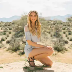 Luister naar Olivia Somerlyn, bekijk muziekvideo's, lees de bio, bekijk de tourdata, en meer!