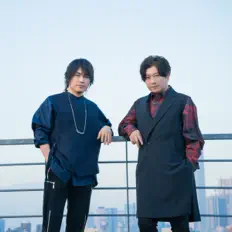 TRDを聴いたり、ミュージックビデオを鑑賞したり、経歴やツアー日程などを確認したりしましょう！
