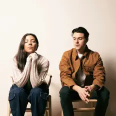 收听 ECCOS、观看音乐视频、阅读小传、查看巡演日期等 ！