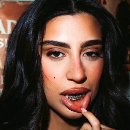 גל ג'ומה artwork